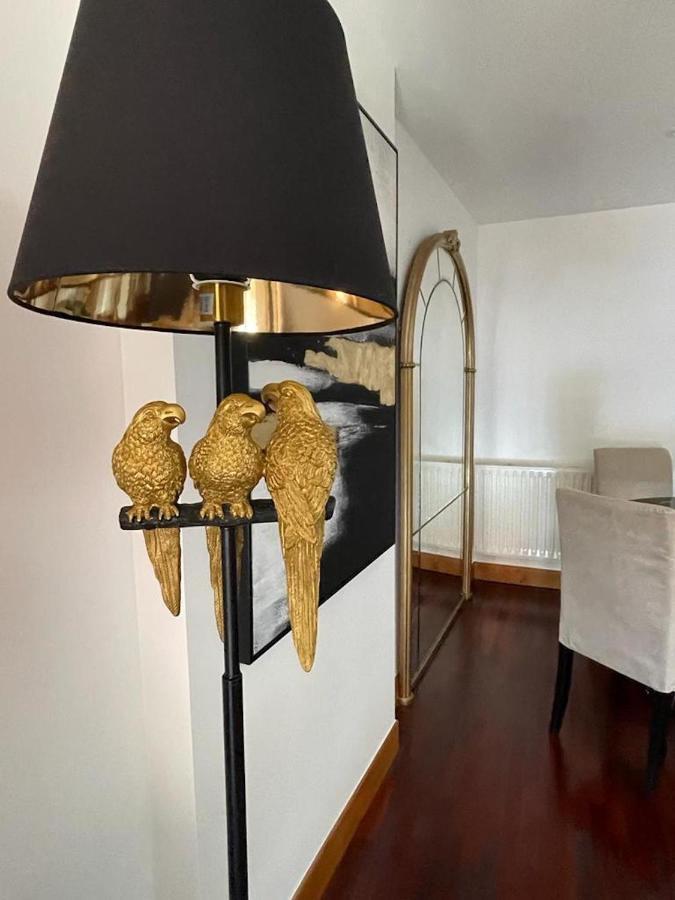 Cinco Sentidos By Unique Rooms Burgos Bagian luar foto