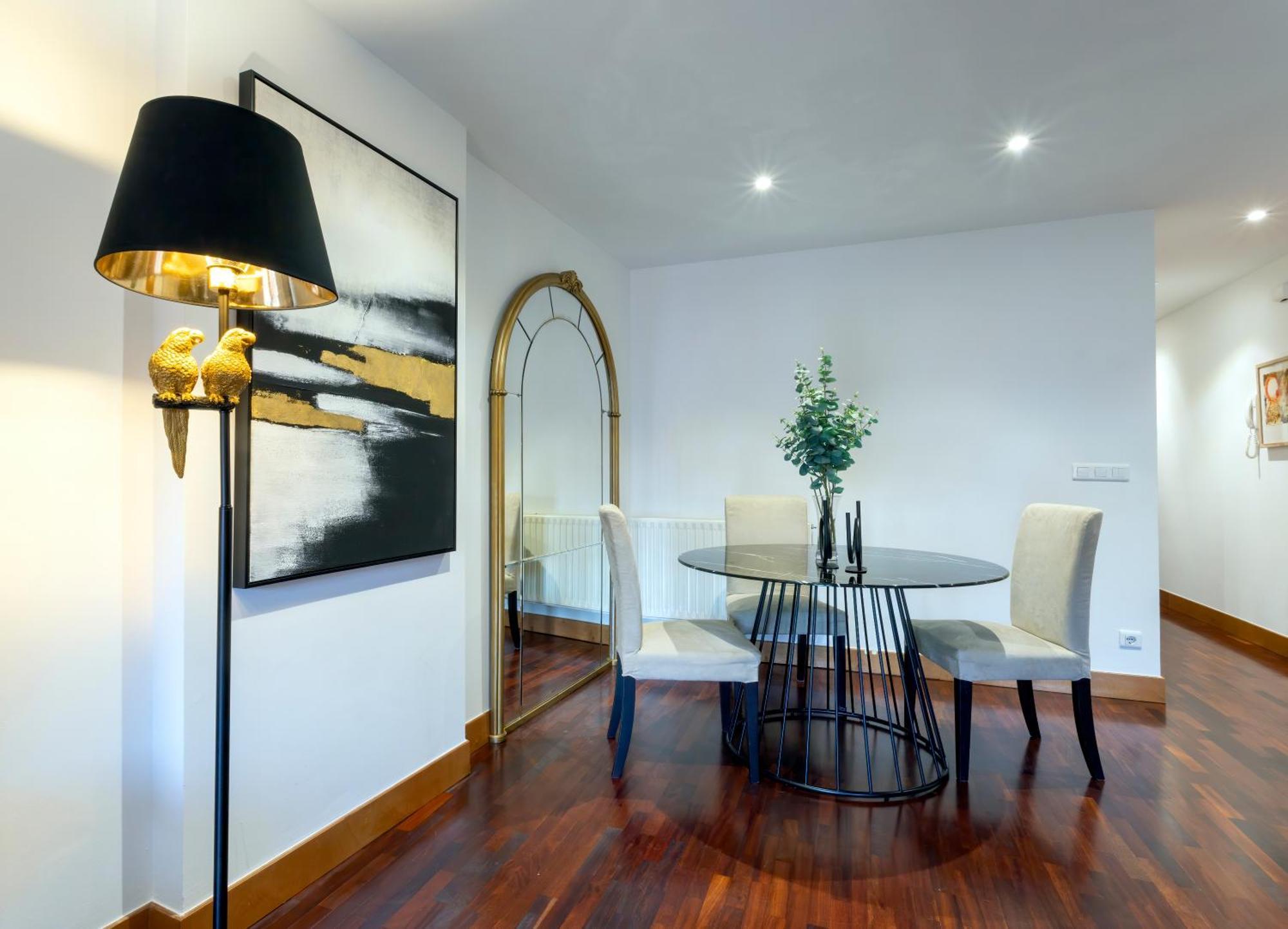 Cinco Sentidos By Unique Rooms Burgos Bagian luar foto